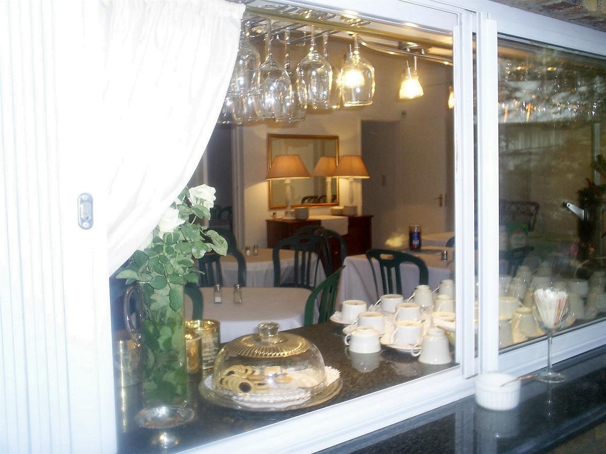 Emerald Guest House Springs المظهر الخارجي الصورة
